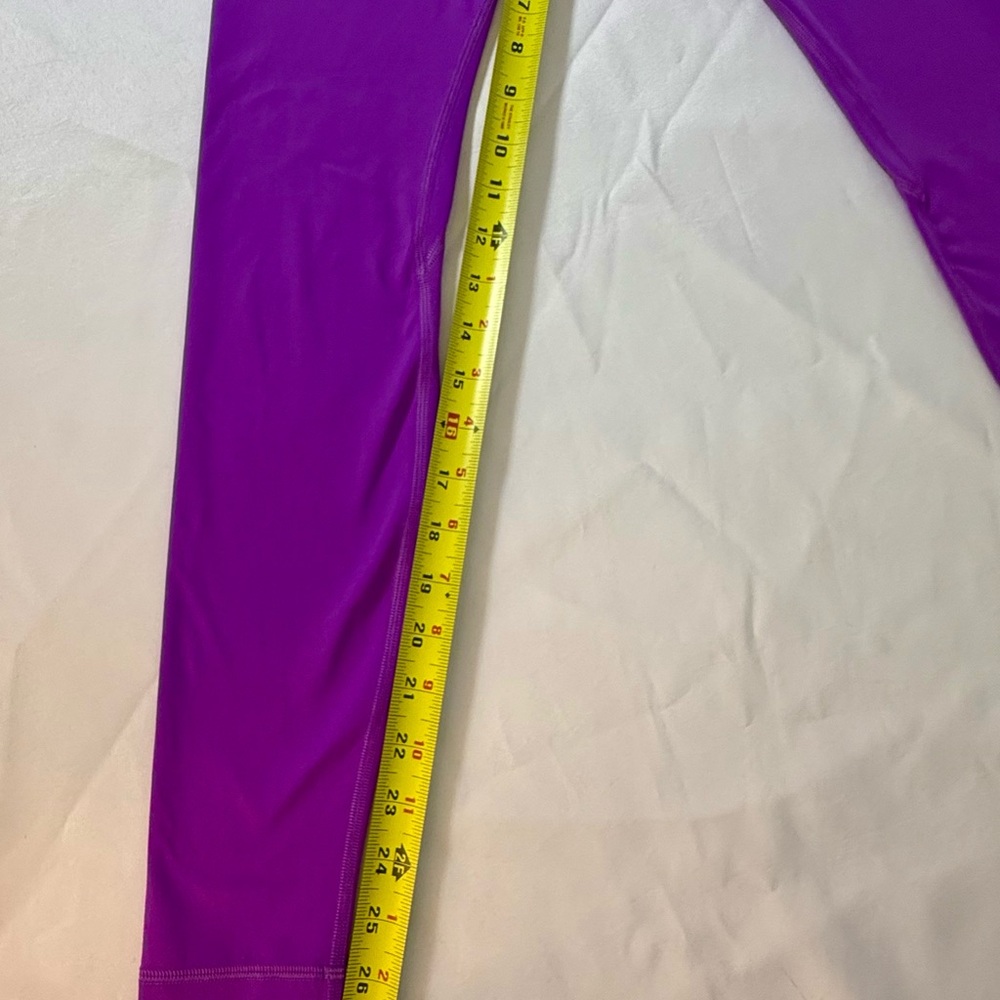 Lululemon Leggings – Size 2 - Picture 4 of 10